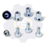 4 vienetai – M6 x 10 Zn Varžtas, cilindrine galva + 4 vienetai – NTM6 x 10 mm Zn T-formos veržlė