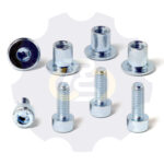 4 vienetai – M6 x 16 Zn Varžtas, cilindrine galva + 4 vienetai – NTM6 x 10 mm Zn T-formos veržlė