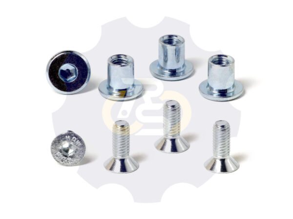 4 vienetai – M6 x 16 Zn Varžtas įleidžiama galva + 4 vienetai – NTM6 x 10 mm Zn T-formos veržlė
