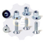 4 vienetai – M6 x 20 Zn Varžtas įleidžiama galva + 4 vienetai – NTM6 x 10 mm Zn T-formos veržlė